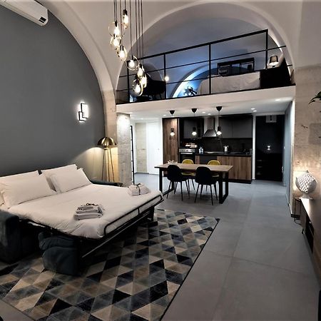 בארלטה San Giacomo Loft Apartment מראה חיצוני תמונה