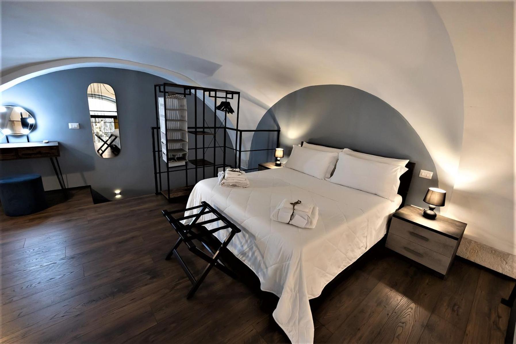 בארלטה San Giacomo Loft Apartment מראה חיצוני תמונה